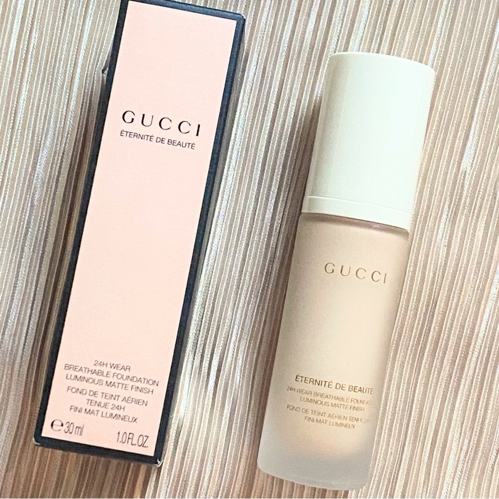 GUCCI 24H Wear Full Coverage Luminous Matte Foundation 130W full size 1oz